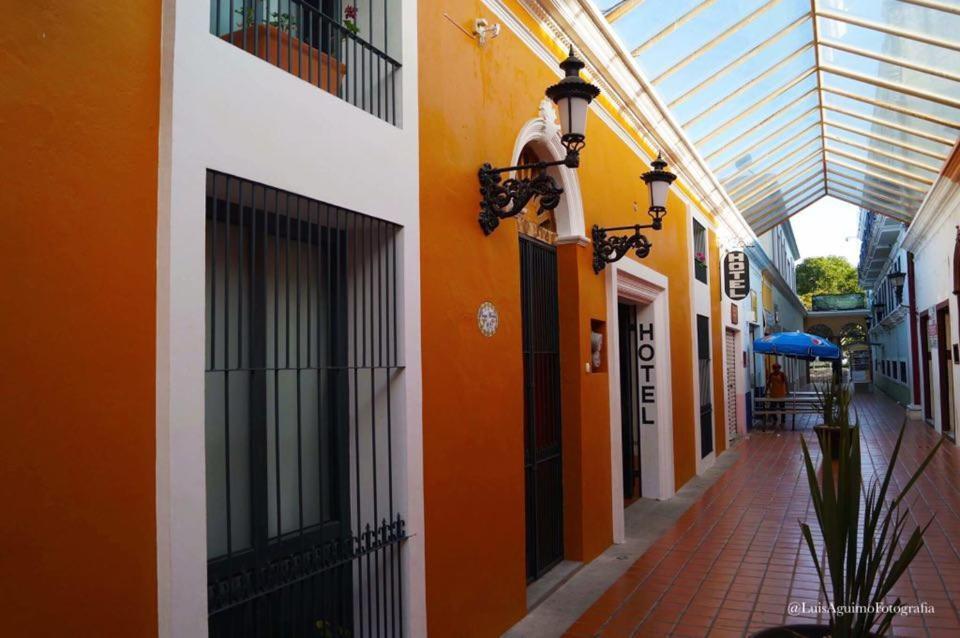 Hotel Del Pasaje Morales 科米坦德多明格斯 外观 照片